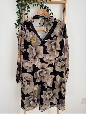 Nine West Black Floral Tie-Back Cocktail Dress Chiffon Dress Size 16
